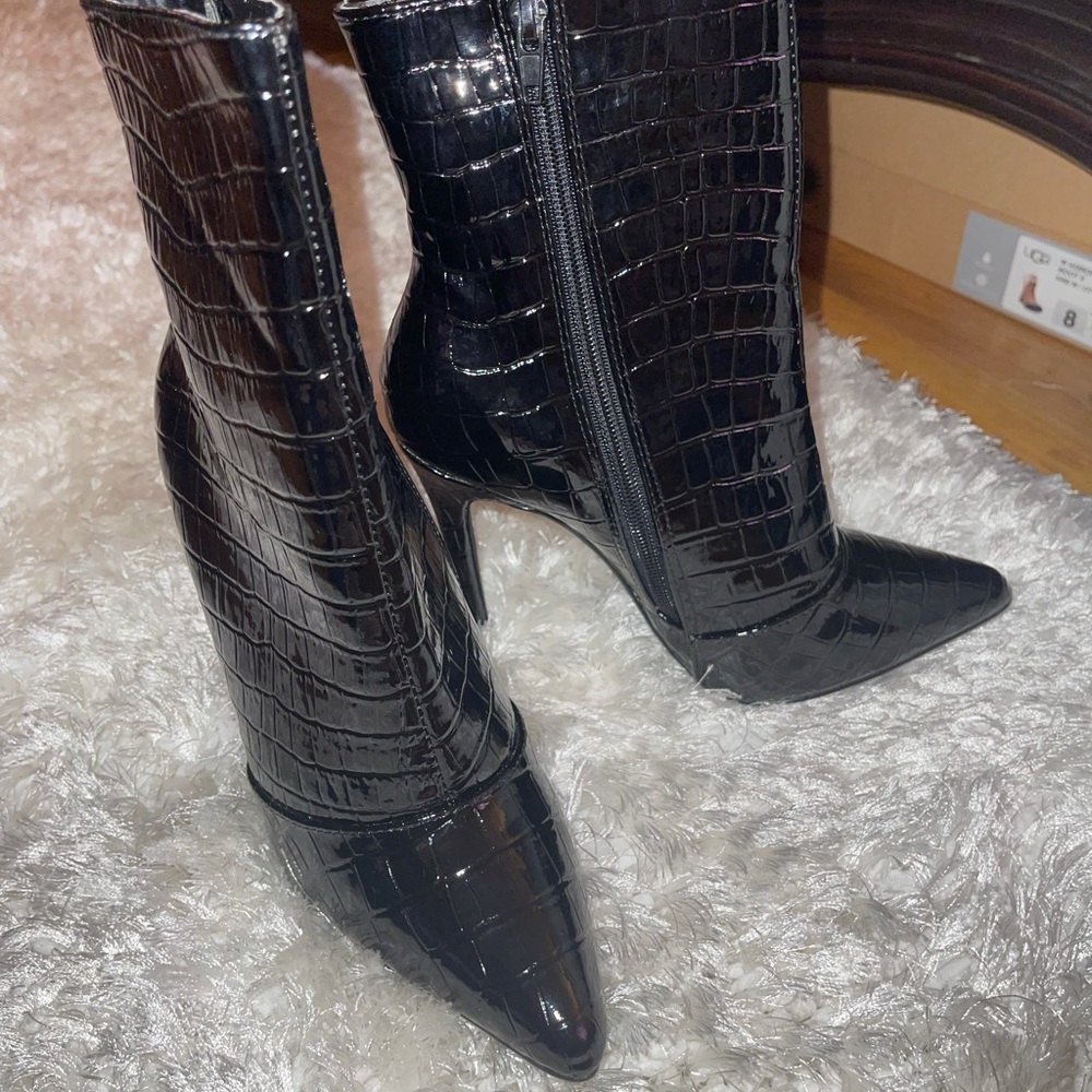 Black Heels Size 8 Brand New!
